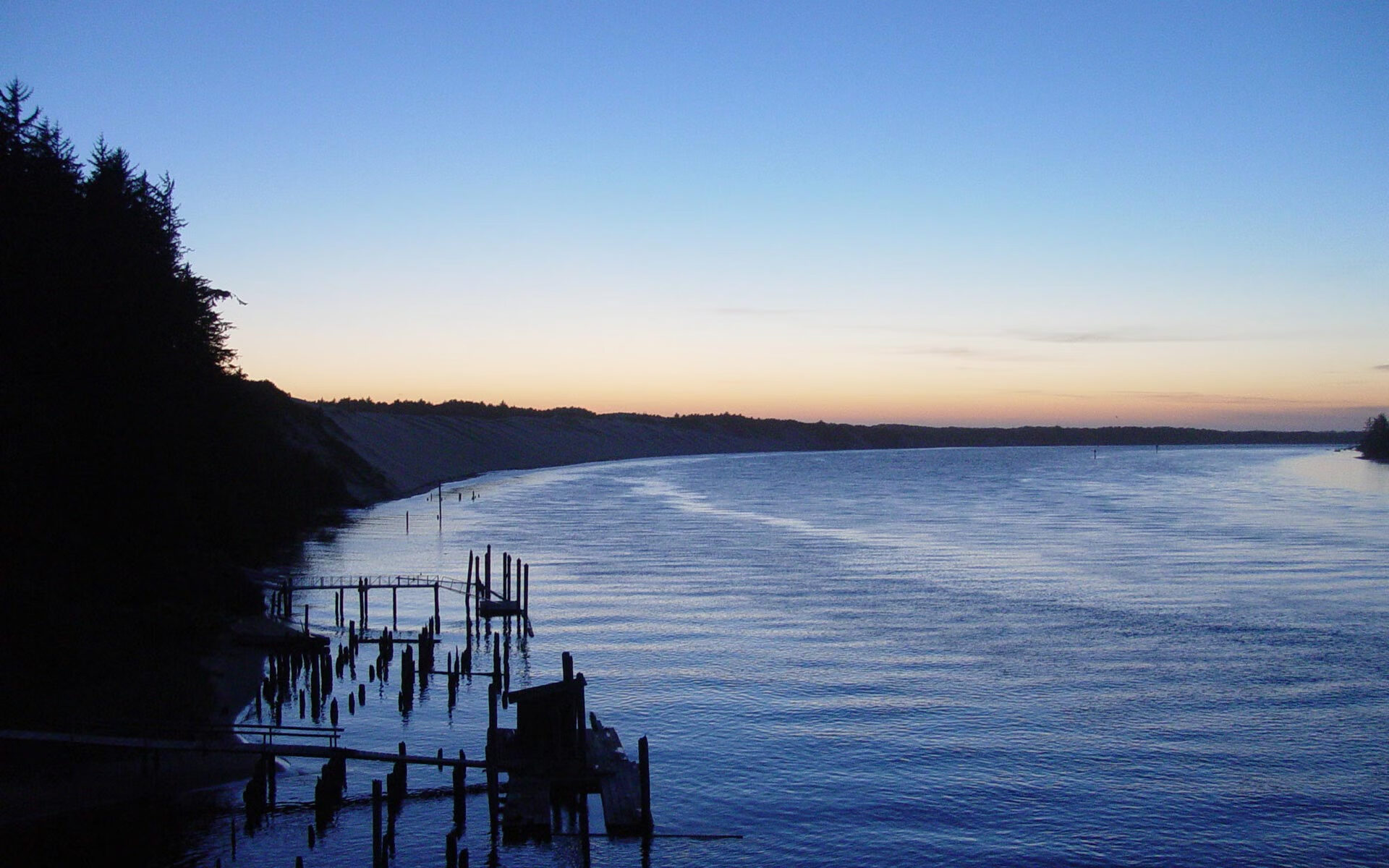 青少年足球技能线上大赛吸引大量年轻玩家参与，激发运动热情，2021青少年足球比赛报名